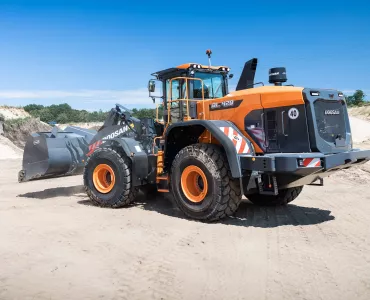 Doosan DL420-7 wheel loader