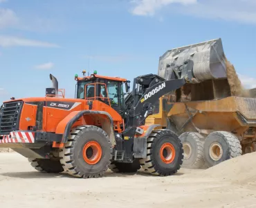 Doosan DL580-5 wheel loader