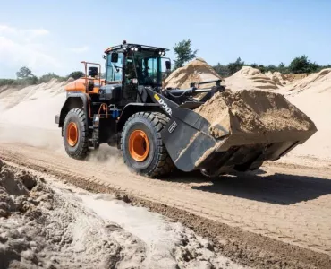 Doosan DL420-7 wheel loader