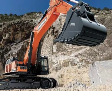 Doosan DX1000-7 crawler excavator