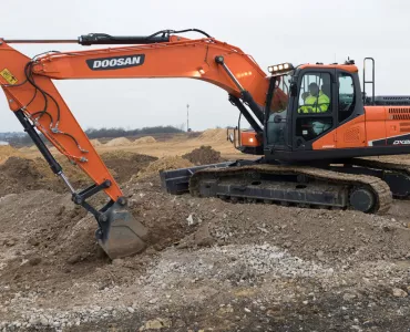 Doosan DX225LC-5 excavator