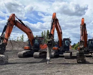 Doosan DX225LC-5s crawler excavators