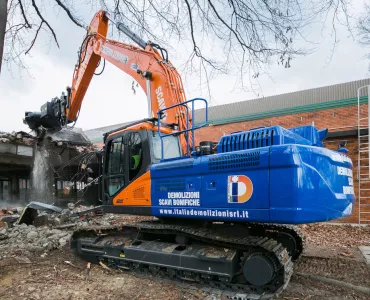 Doosan DX380LC-7 excavator