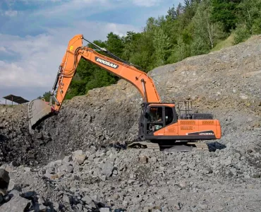 Doosan DX300LC-5 excavator