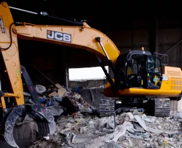 JCB JS370 tracked excavator