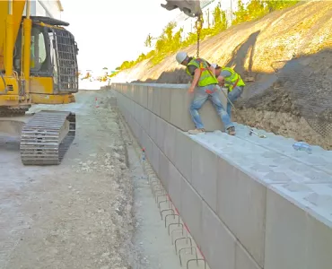 Legato interlocking concrete blocks