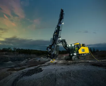 Epiroc SmartROC T35 E drill rig