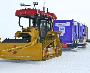 Cat D6N tractor