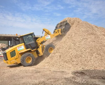 Cat 930K waste handler