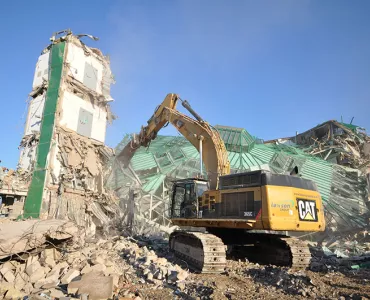 Finning excavator