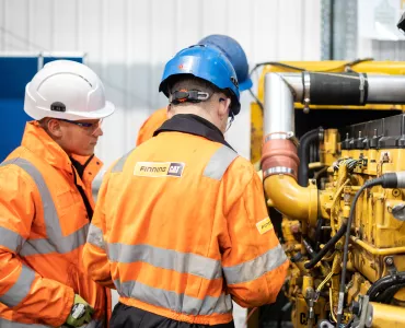 Finning apprentices