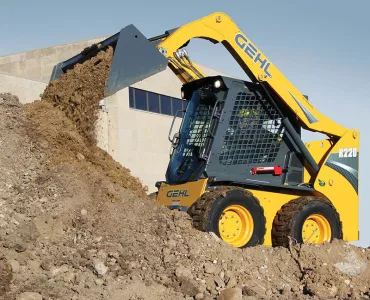 Gehl R220 skid-steer loader