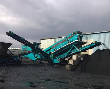 Powerscreen Chieftain 2100X mobile screen