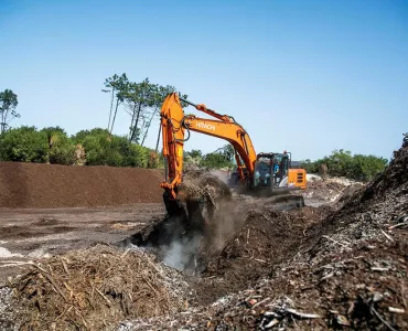 Hitachi ZX300LCN-6 excavator