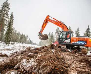 Hitachi ZH210LC-5 Hybrid excavator