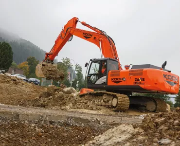 Hitachi ZX350LC-5 excavator