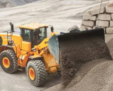 Hyundai HL975 wheel loader