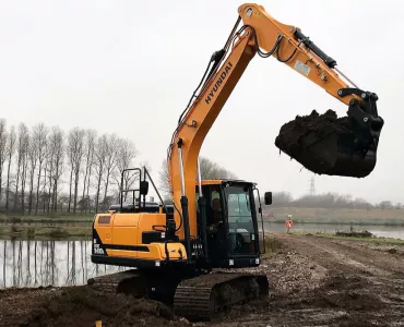 Hyundai HX140 L excavator