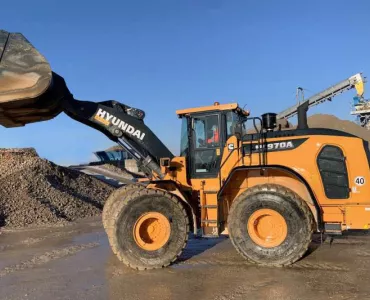 First Hyundai HL970A wheel loader for Poullard