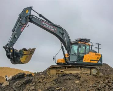 M&P Plant Hire's Hyundai HX220AL at work