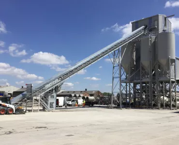 Static concrete batching plant