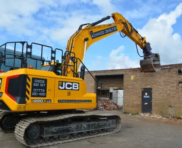 JCB 220X excavator