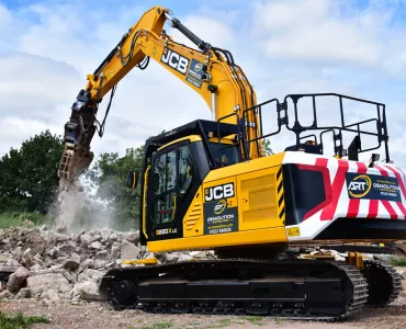 JCB 220X excavator