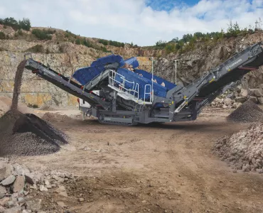 The new Mobiscreen MSS 802(i) Evo screening plant offers an output of up to 500 tonnes/h 