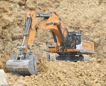 Liebherr R 976 crawler excavator