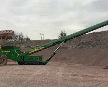 McCloskey SF50 feeder stacker