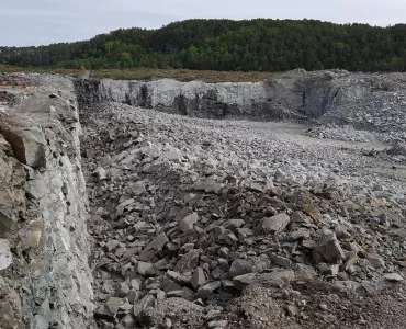 Halsvik Quarry blast