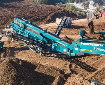 Powerscreen Chieftain 1700X triple-deck screener