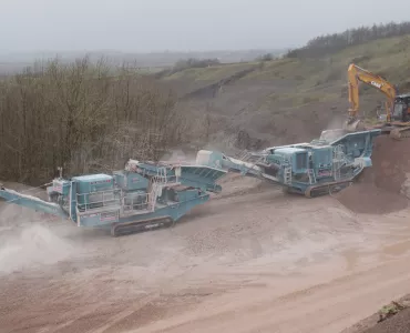 Powerscreen mobile crushing plant