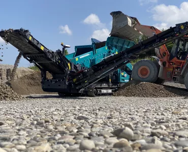 Powerscreen Titan 1300 scalping screen