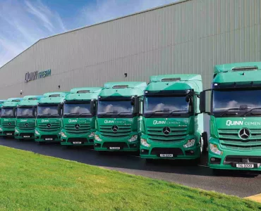 Mercedes-Benz tractor units