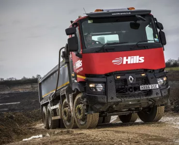 Renault Trucks C430 8x4 tipper