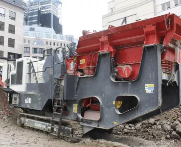 Sandvik QJ241 jaw crusher