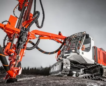 Sandvik DX700 drill rig