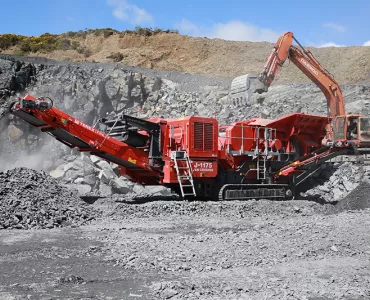 Terex Finlay J-1175 dual-powered jaw crusher