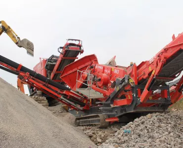 Terex Finlay 863 heavy-duty screen