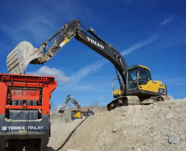 Volvo EC220E excavator