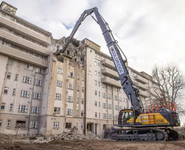 Volvo EC705E high-reach excavator