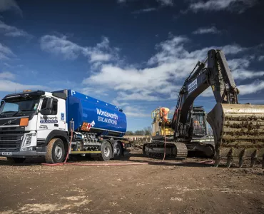 Volvo FM 6x2 tanker