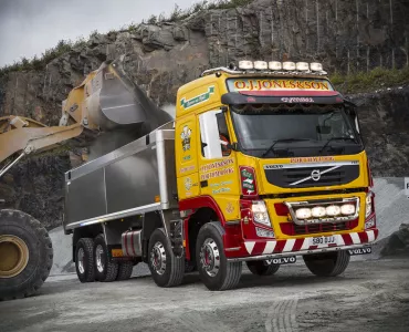 Volvo FM 8x4 tipper