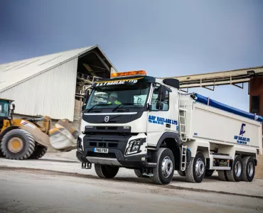 Volvo FMX 8x4 tipper