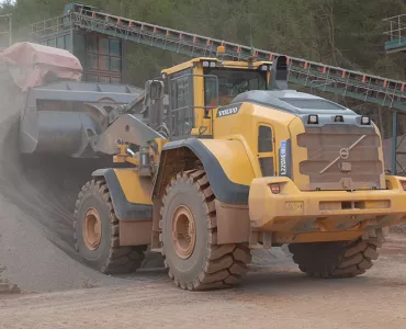 Volvo L220H wheel loader