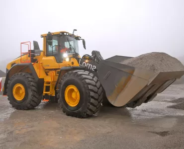 Volvo L220H wheel loader