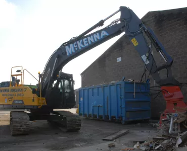 Volvo EC220E excavator