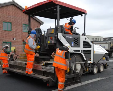 Volvo P6870C paver