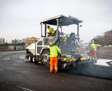 Volvo P6870C paver